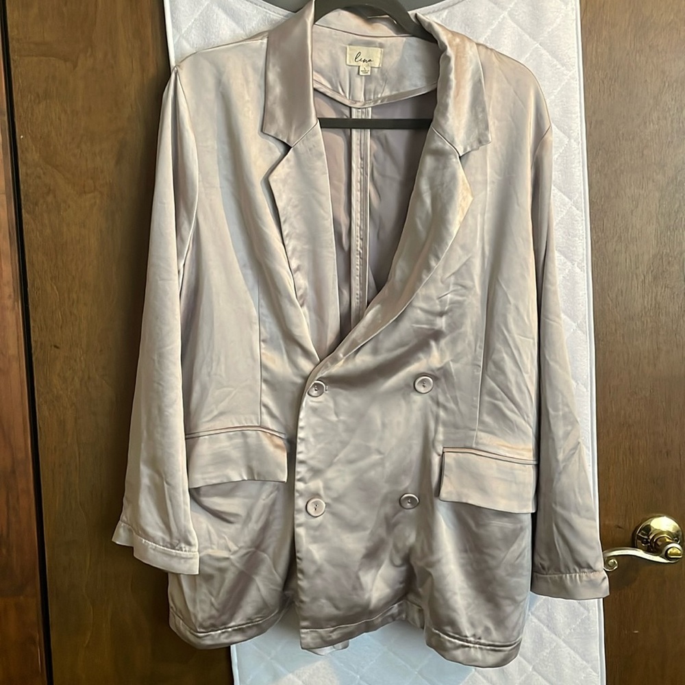 Shinny silk lavender blazer - LINA size large